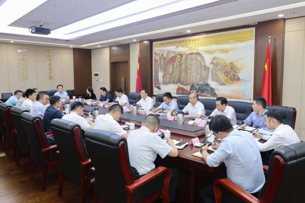 省委统战部与省云顶集团集团举行座谈交流